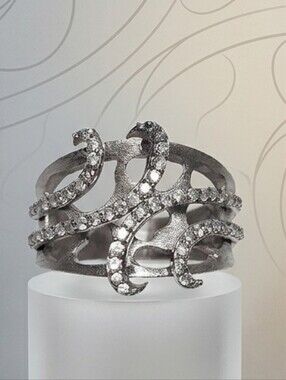 Sterling Silver Wide Unique RING size 6 one stone missing